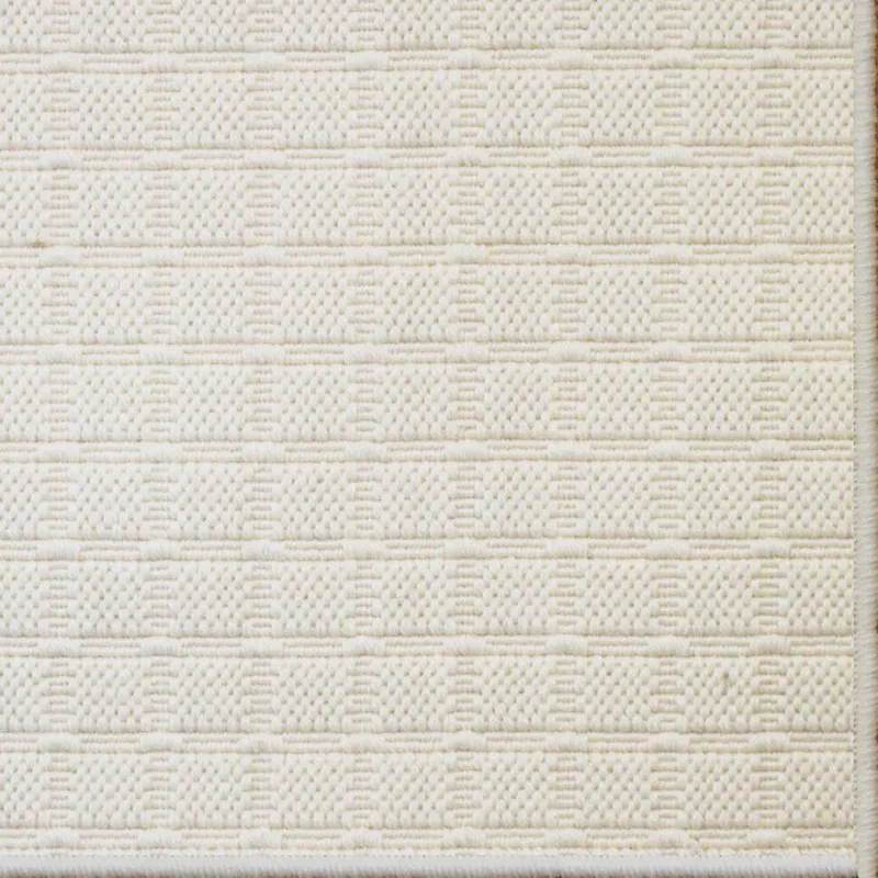 Presica White Lily