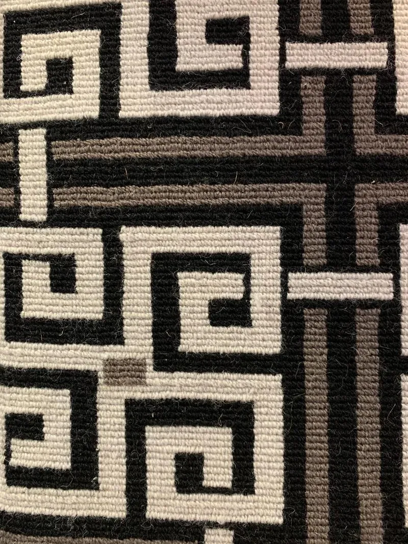 Castile White/Black/Taupe