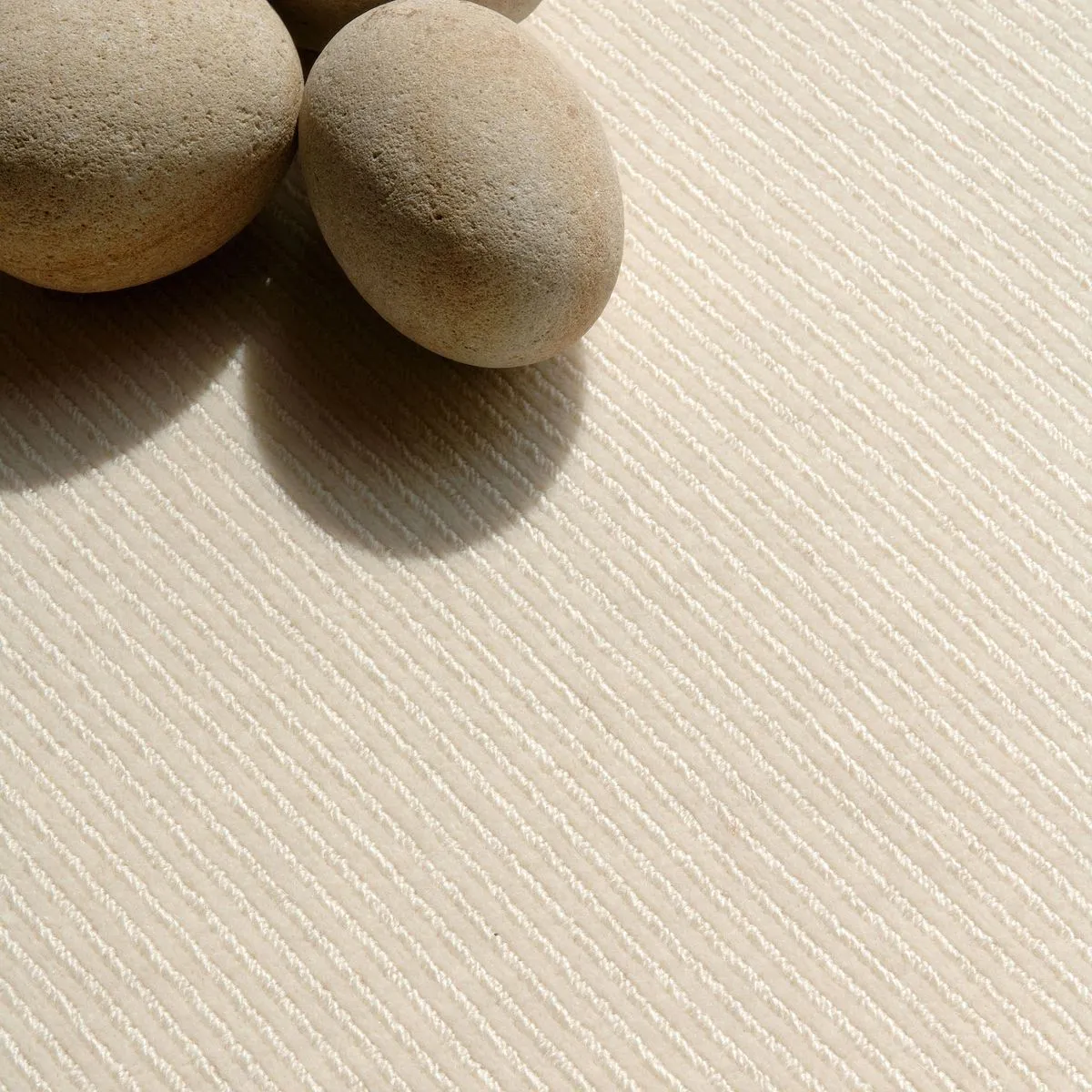 Correlia Ivory